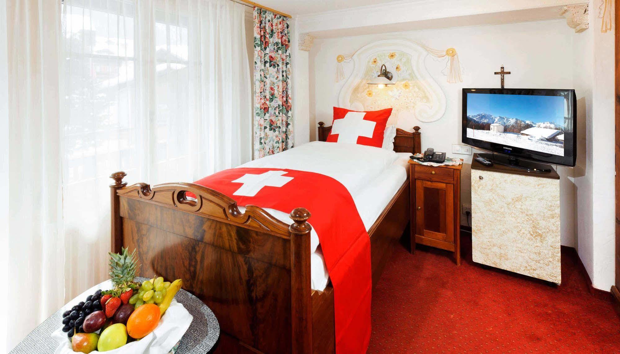 Hotel Walliserhof - The Dom Collection グレヘン エクステリア 写真