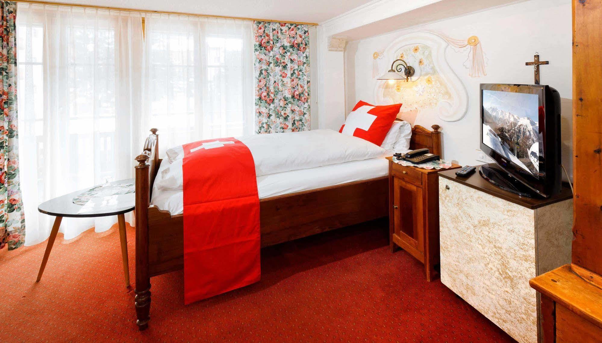 Hotel Walliserhof - The Dom Collection グレヘン エクステリア 写真